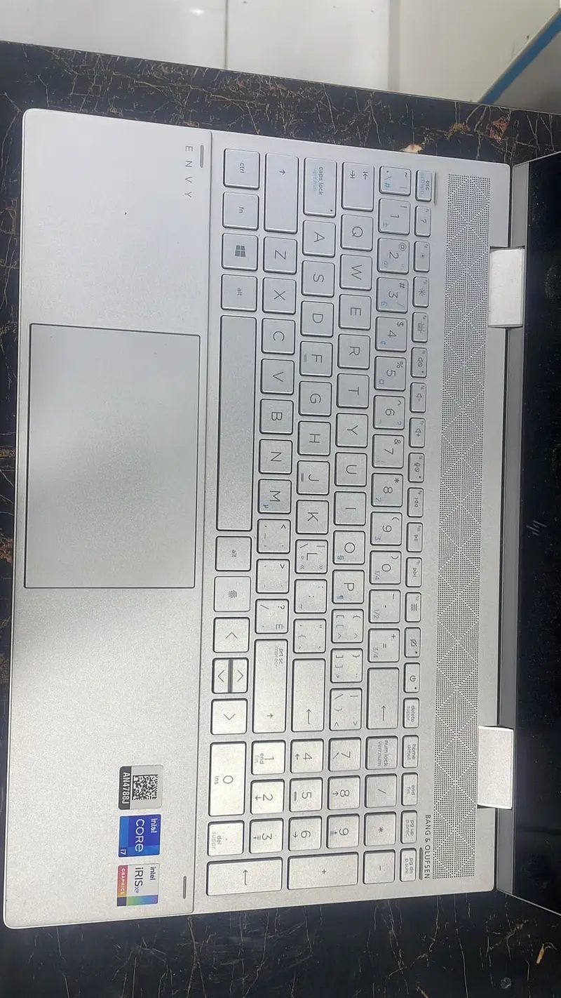 615010583-800x600