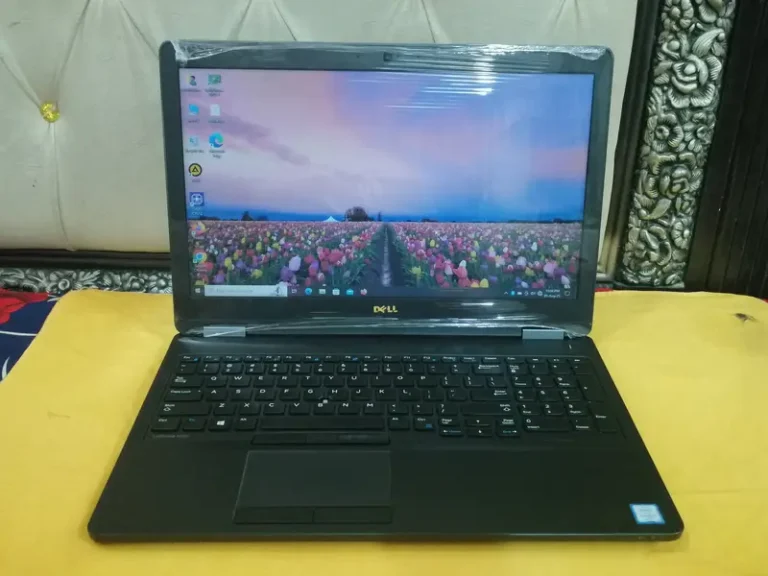 Dell Latitude 5570 ( i5 6th 8GB 256GB Nvme 2GB Radeon 15.6 IPS )