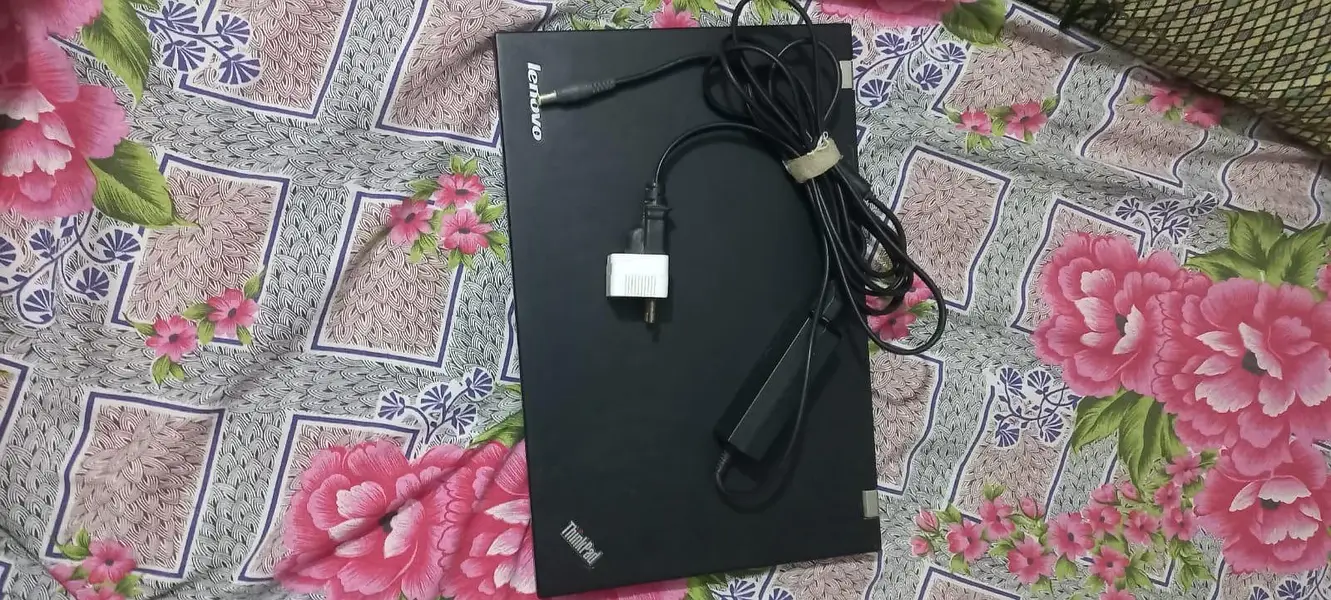 Lenovo ThinkPad - Core i5 - Intel 2nd Generation - Others RAM - SSD for Sale in Karachi