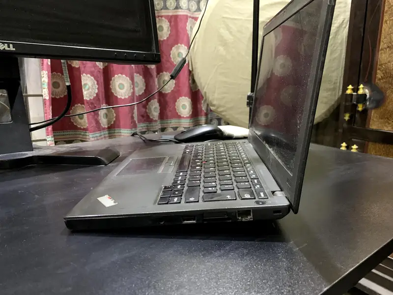 615476092-800x600