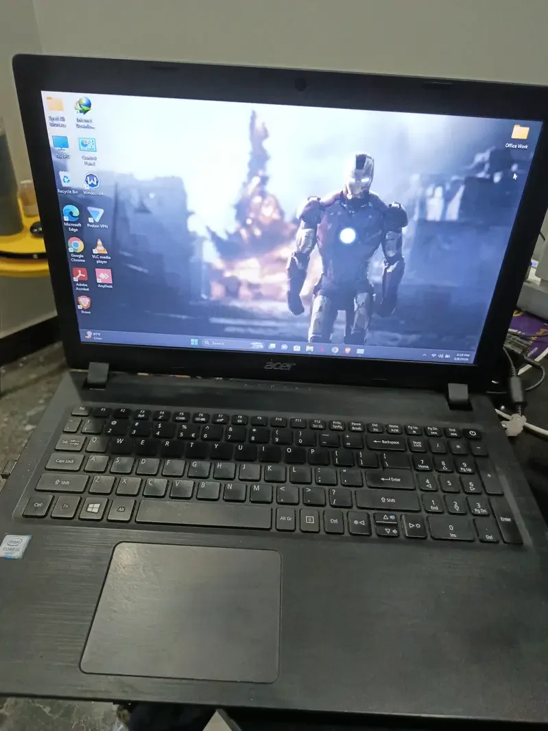 Acer Aspire Ae15-51 // 4GB RAM // 128GB SSD NVME // 2GB Graphic Card