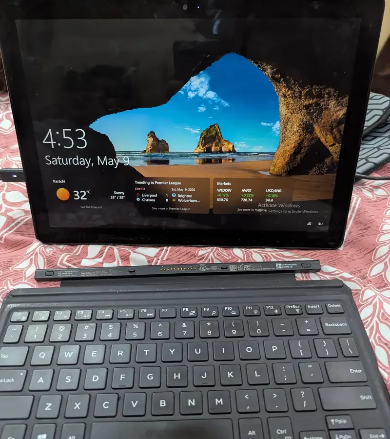 Dell Latitude 5285 2-in-1, i5 7th Gen, 8GB RAM, 119GB SSD
