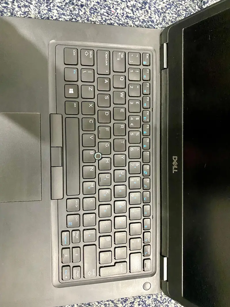 617129779-800x600