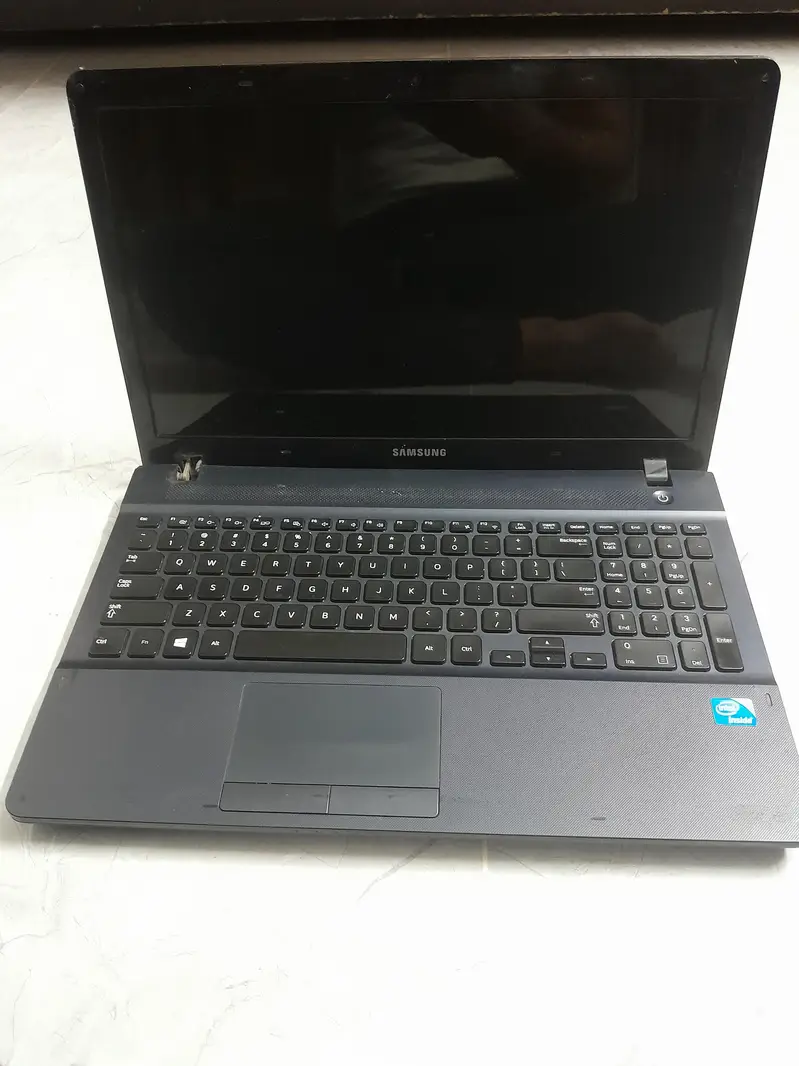 617269393-800x600