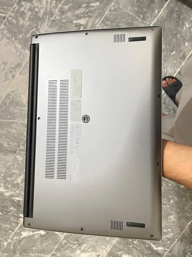 617279105-800x600