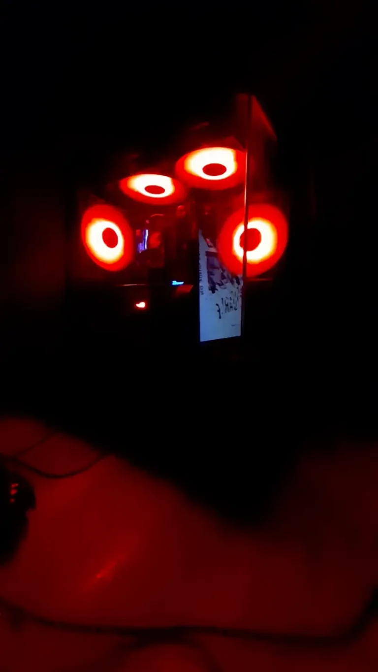 Newly Built i5 7th Gen with 8gb GPU RX 580