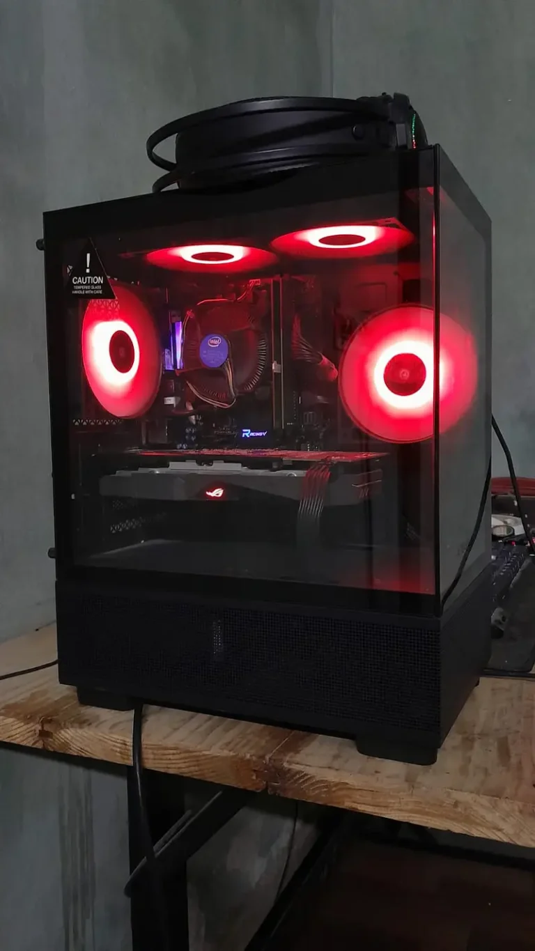 Newly Built i5 7th Gen with 8gb GPU RX 580