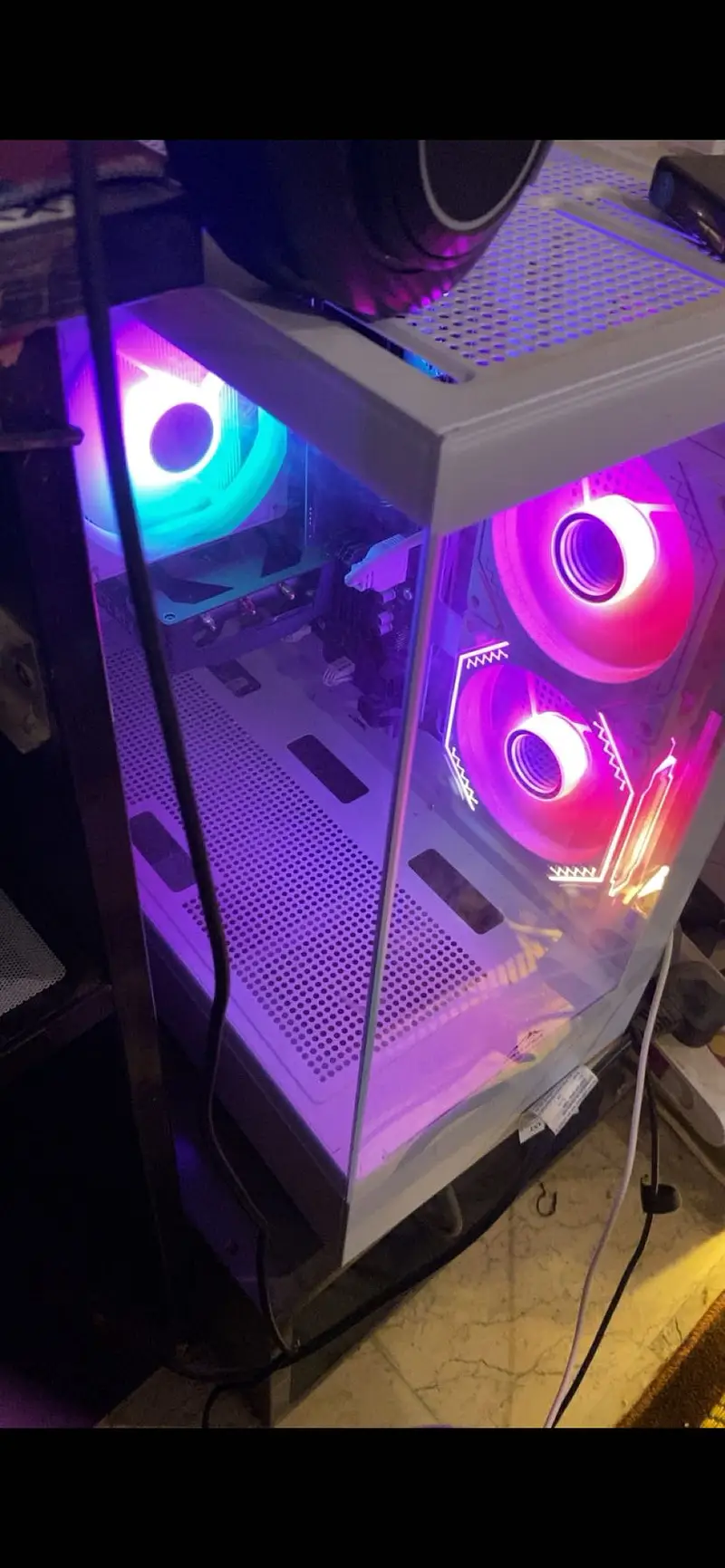 610455324-800x600