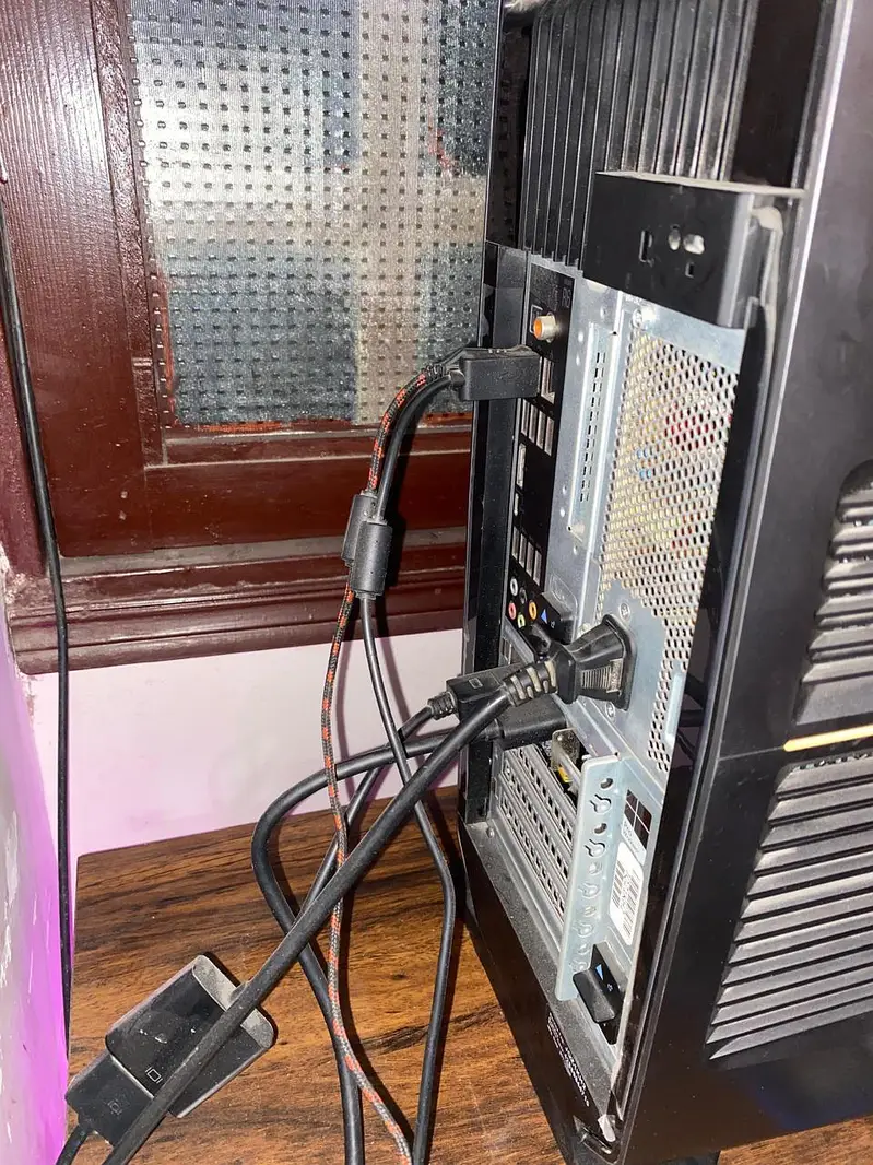 613618254-800x600