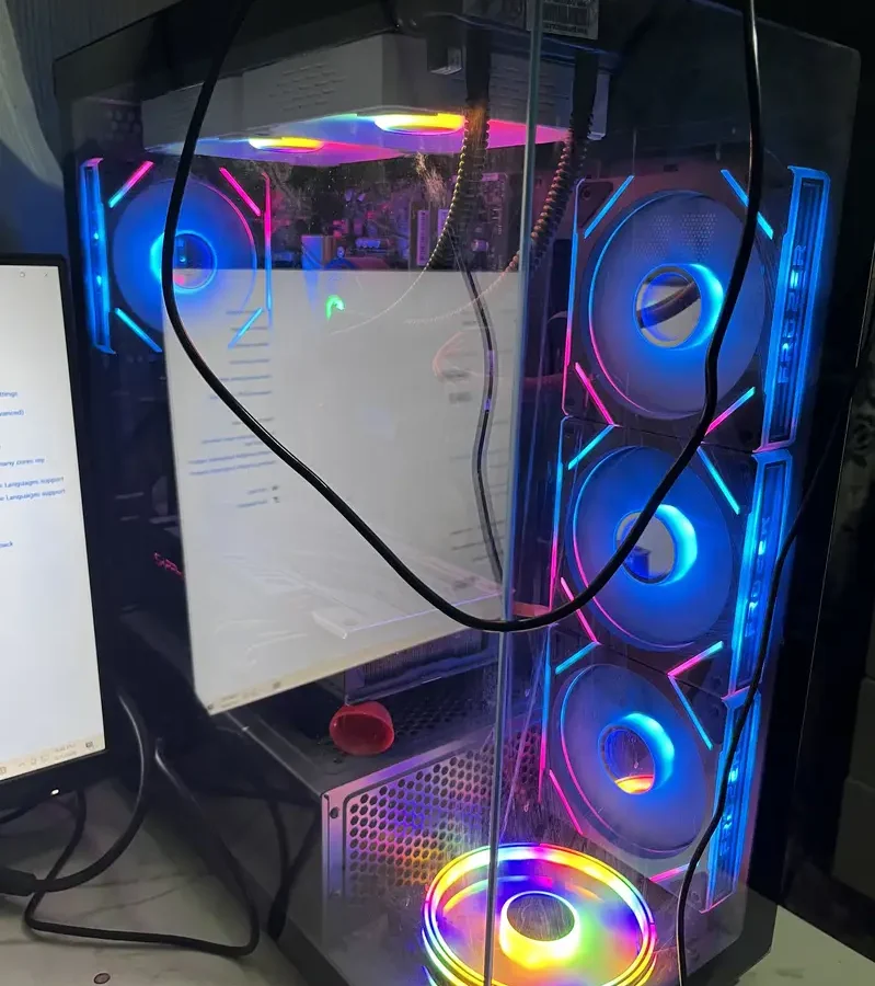 RGB Gaming PC Core i5 7600K – Powerful Setup For Gaming