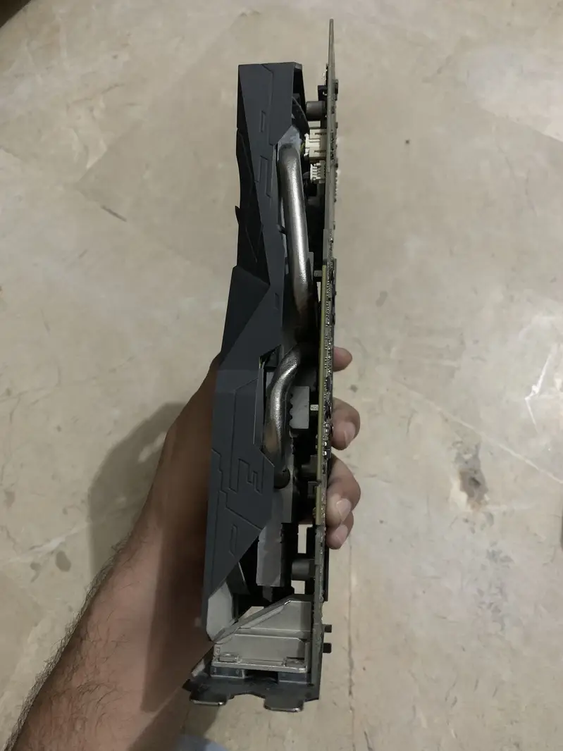 614975045-800x600