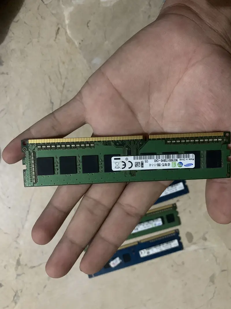 614975047-800x600