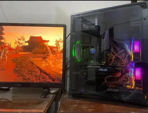 Mid Range Gaming PC With RX580