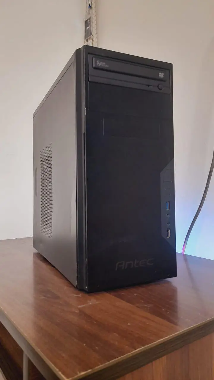 617343104-800x600