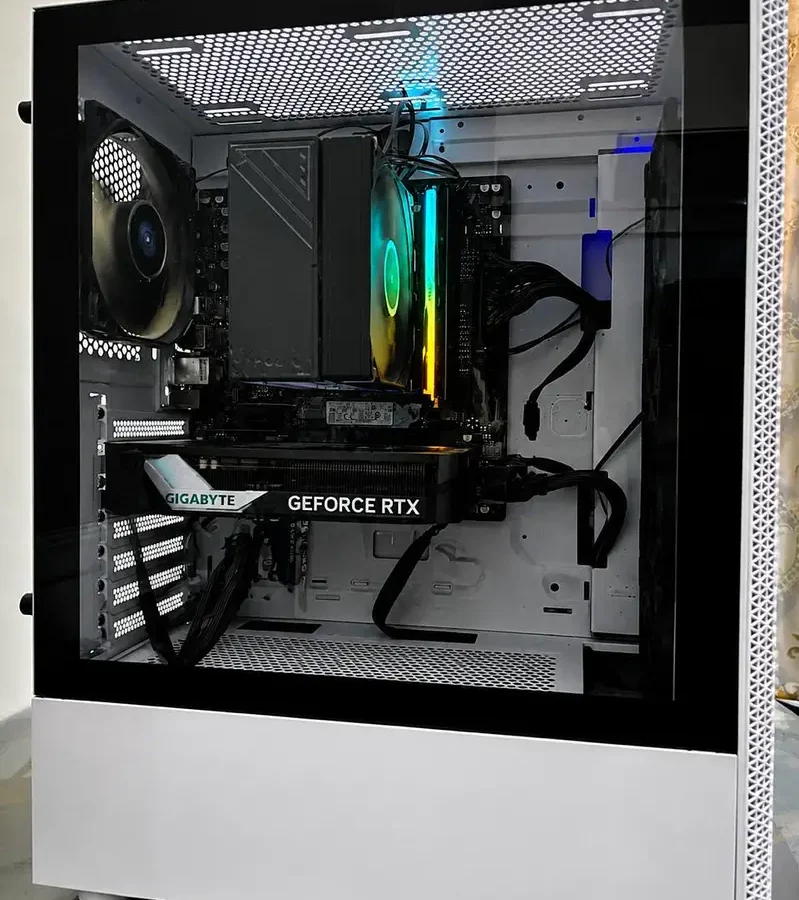 Ryzen 7 7700 | Nvidia RTX 5060 | 32 GB Ram DDR5