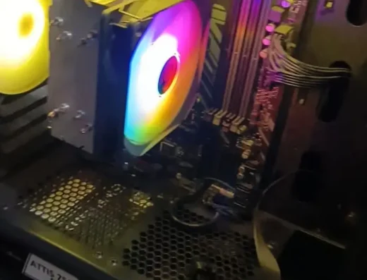 Gamming PC ryzen 5 5600 | AMD redeon rx 6600 8gb | 16gb ram | NVME. . .