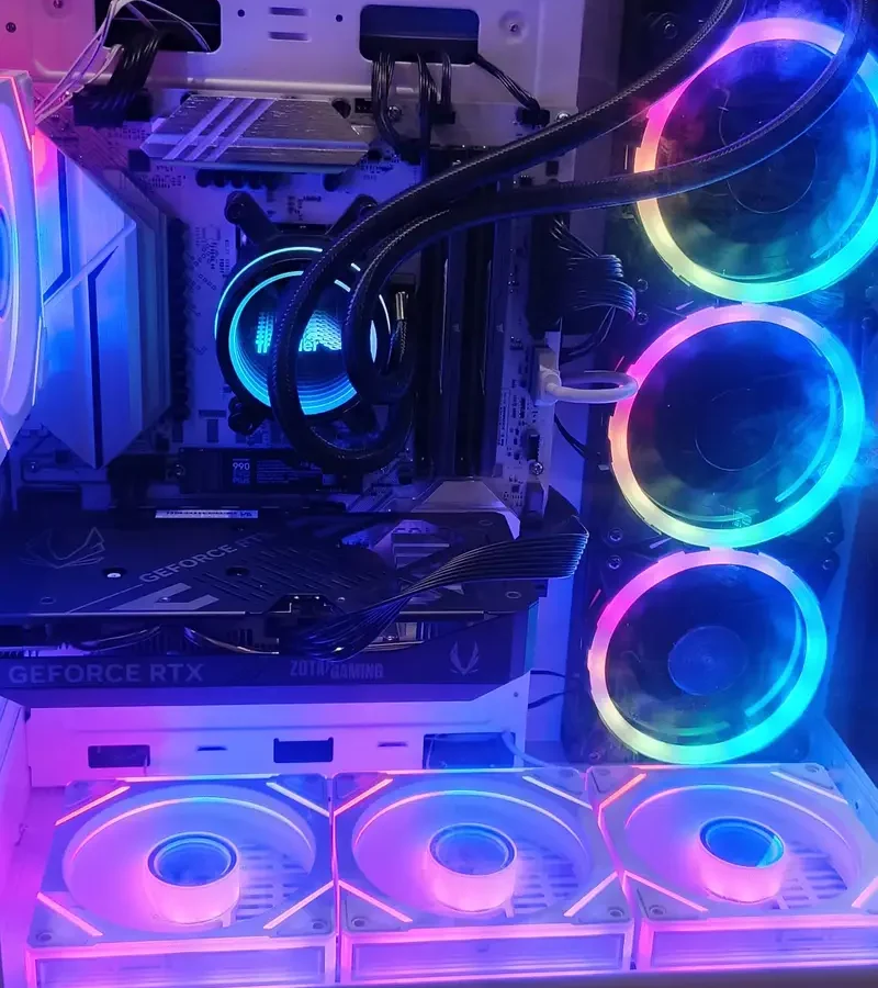 Gaming PC–Ryzen 9 7900X RTX 5060 32GB 6400MHz Ram 1TB NVMe