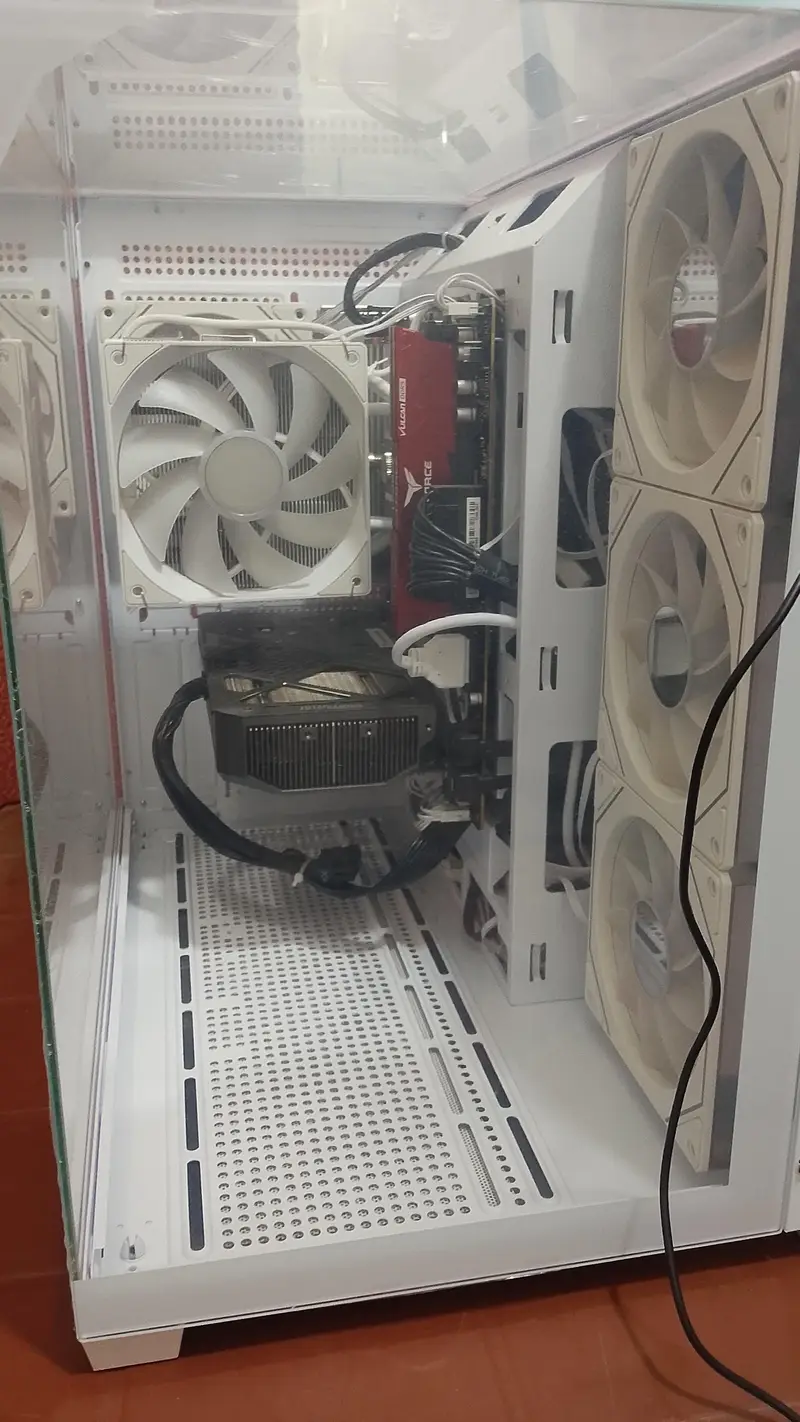 618874393-800x600