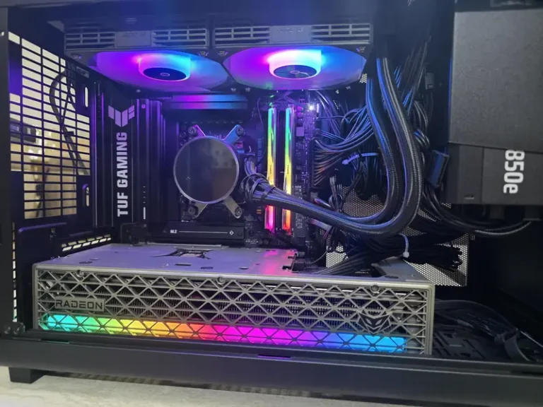 Ryzen 9800X3D Sapphire 9070XT Nitro+ Ultra Gaming/ Rendering PC