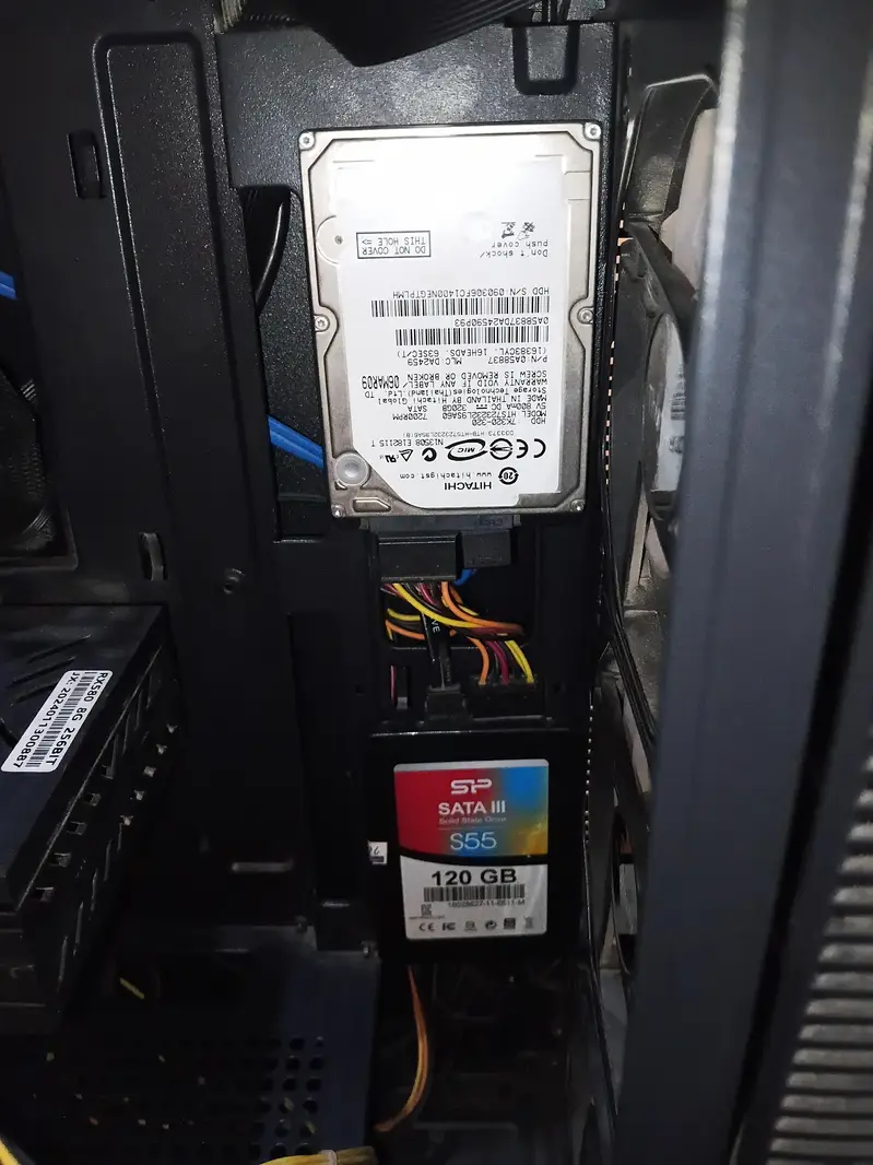 620402705-800x600