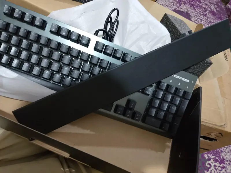 620772779-800x600