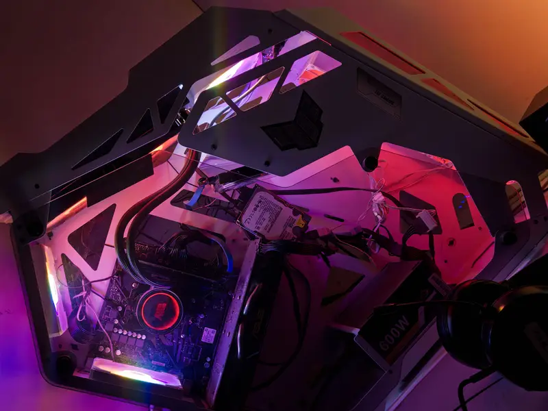 620909038-800x600