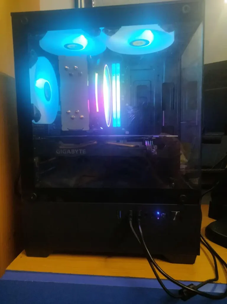 Ryzen 5 3600 rtx 2070 no storage
