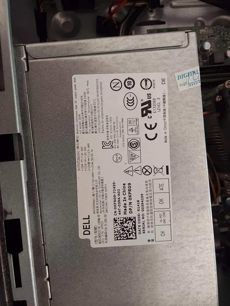 620982598-800x600