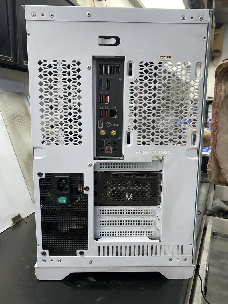 621473393-800x600
