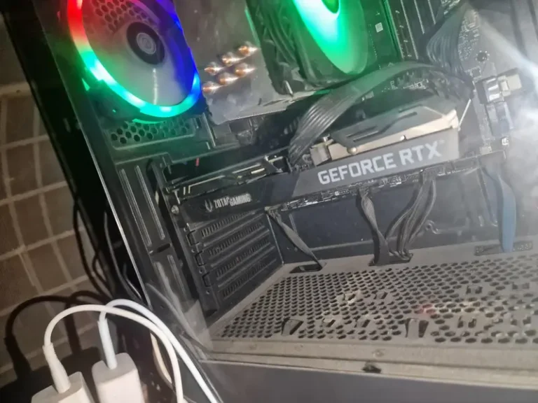 Ryzen 7600x 32GB Ram, nvme 500Gb, SSD250gb , 2 HDD. 1.5tb