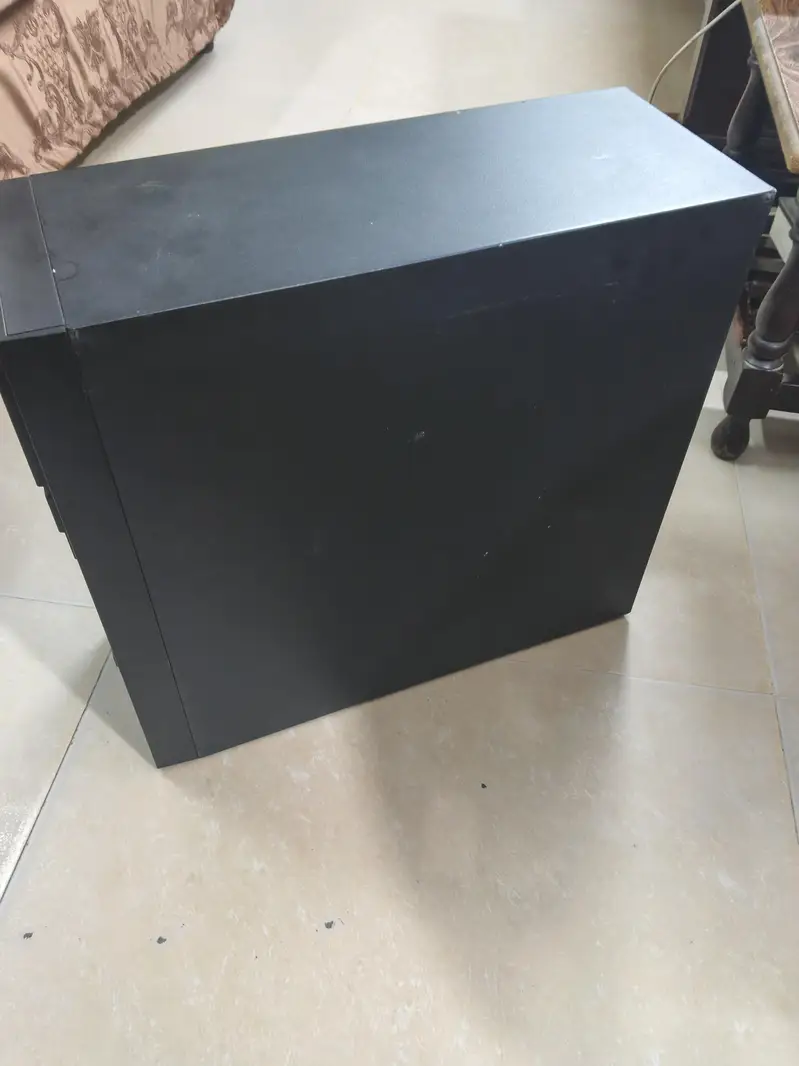 621832963-800x600