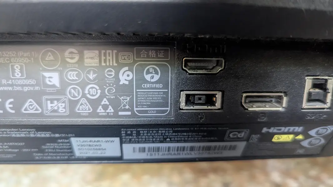 Alienware Aurora R7 i5 8th gen Gaming PC + 8gb w5500 AMD+ LED 27″