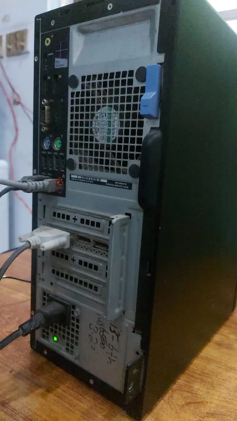 621993716-800x600