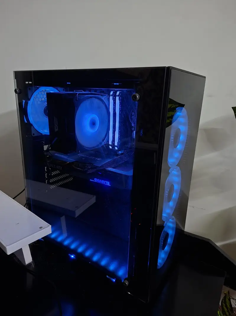 Gigabyte rtx 3050 || Ryzen 5 5500 || 16gb corsair ram || Logitech G29