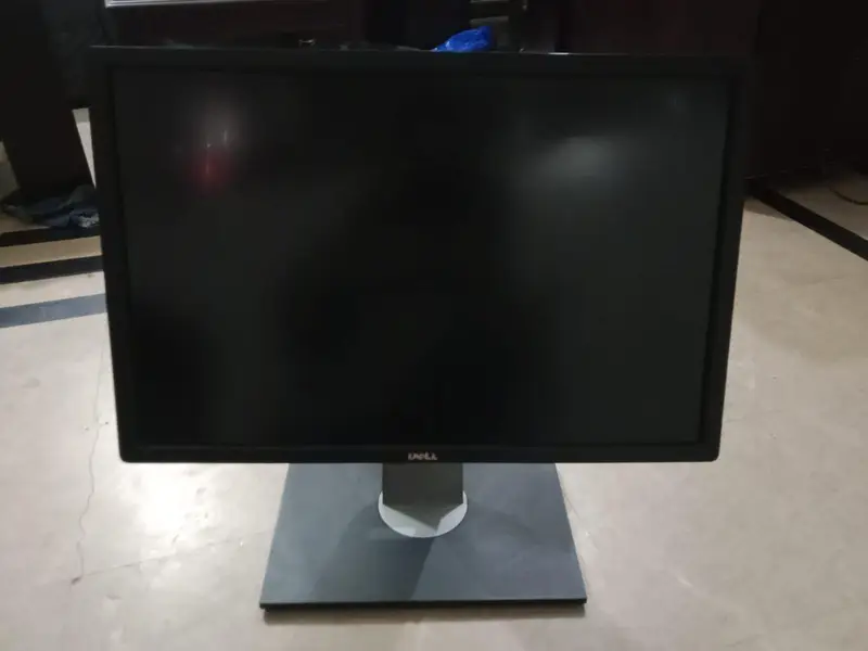 622904530-800x600