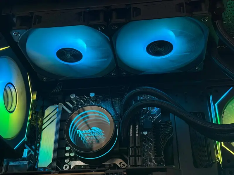 Core i5 13600kf with rtx 5060 OC