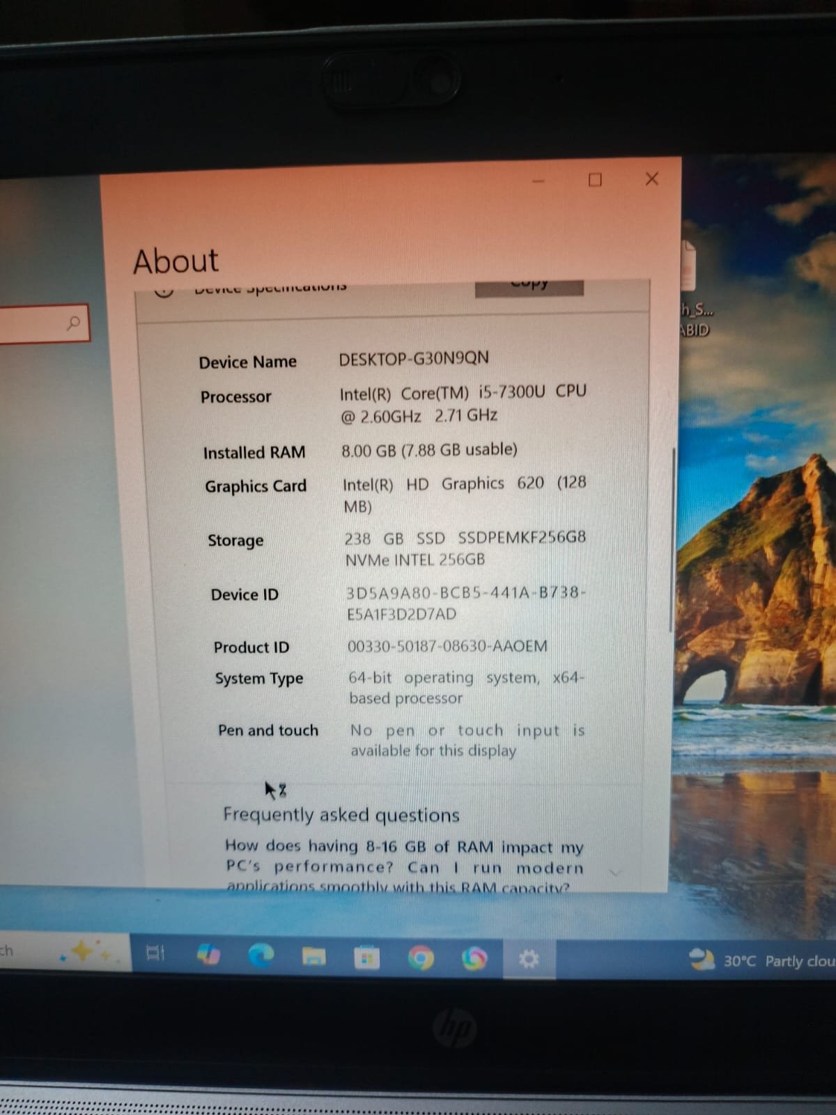 HP EliteBook - Core i5 - Intel 7th Generation - 8GB RAM - 256GB SSD for Sale in Karachi