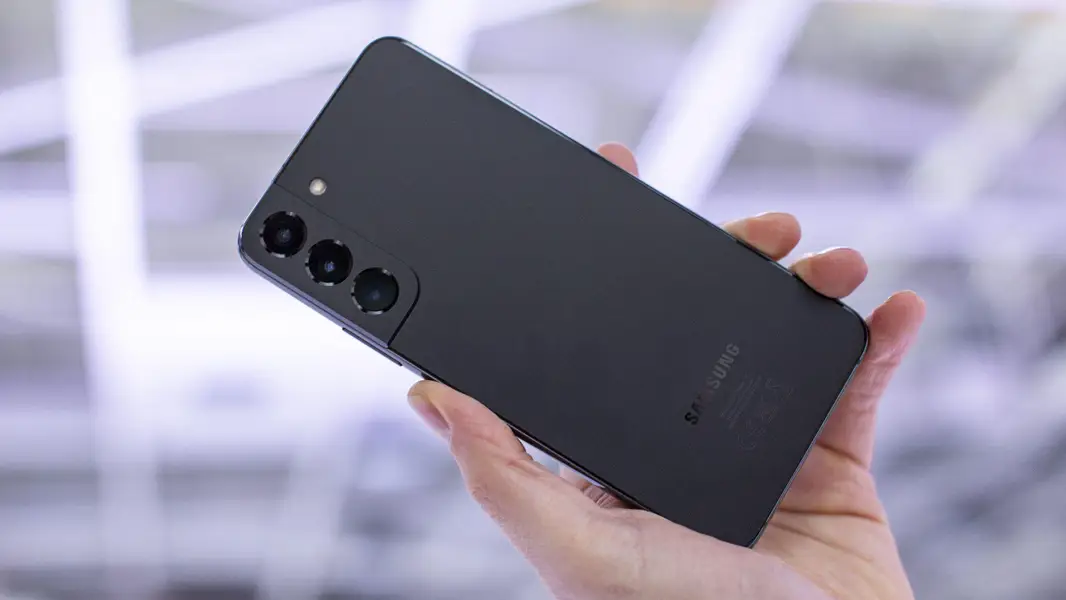 Samsung S22 5G | Official PTA Approved | Waterpack
