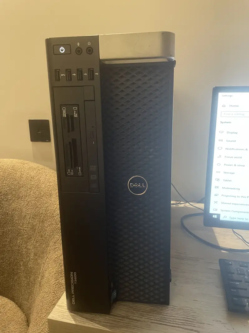 Dell PC | T3600 | 32GB RAM | SSD + 1TB HDD
