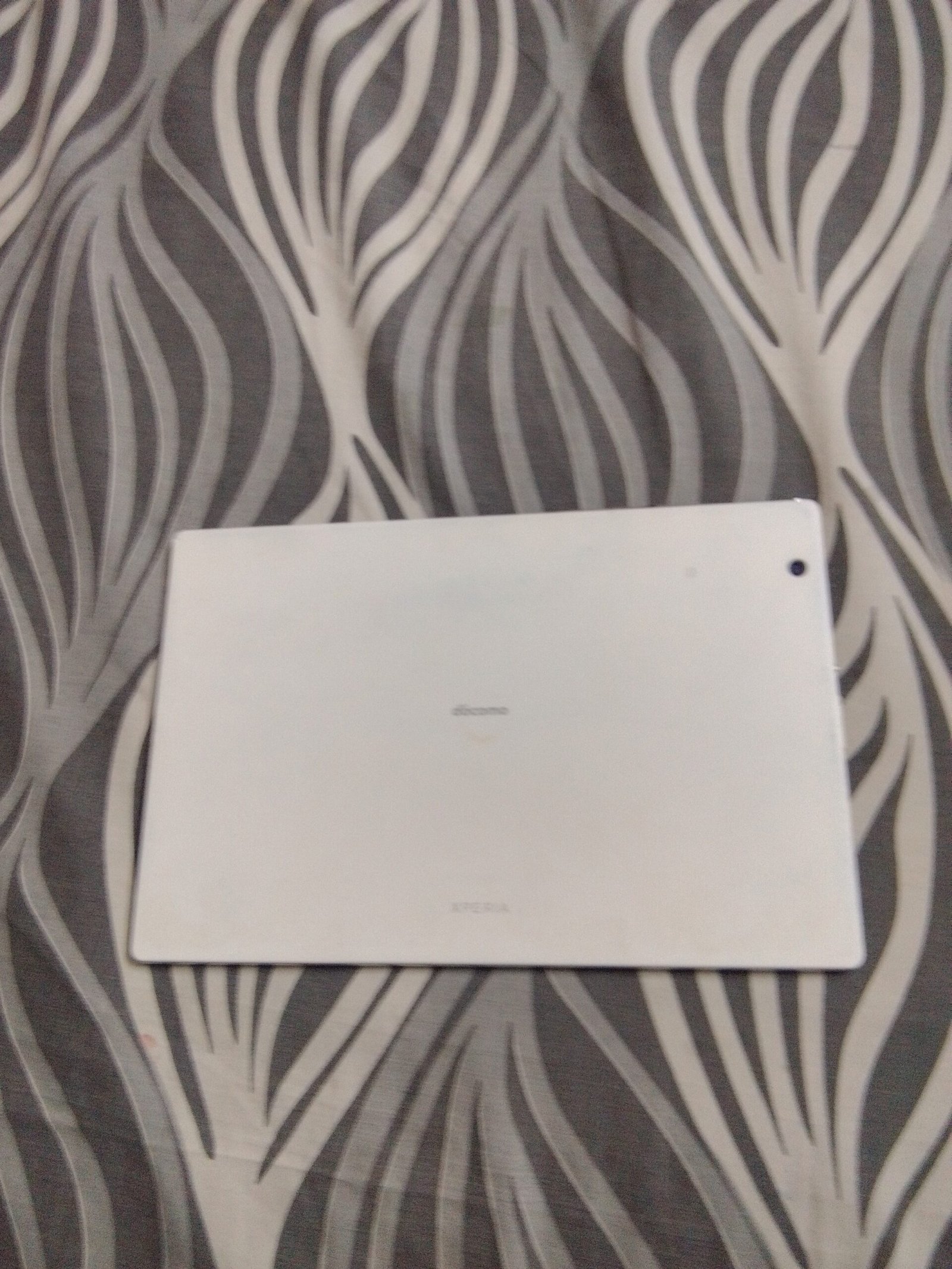 Sony Xperia Z4 Tablet - 32GB SSD - 3GB RAM - Non PTA for Sale in Lahore