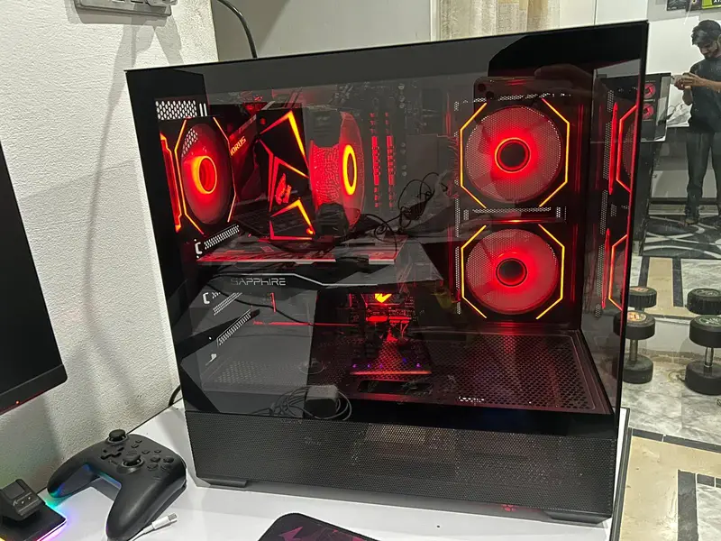 Custom-Built Gaming PC