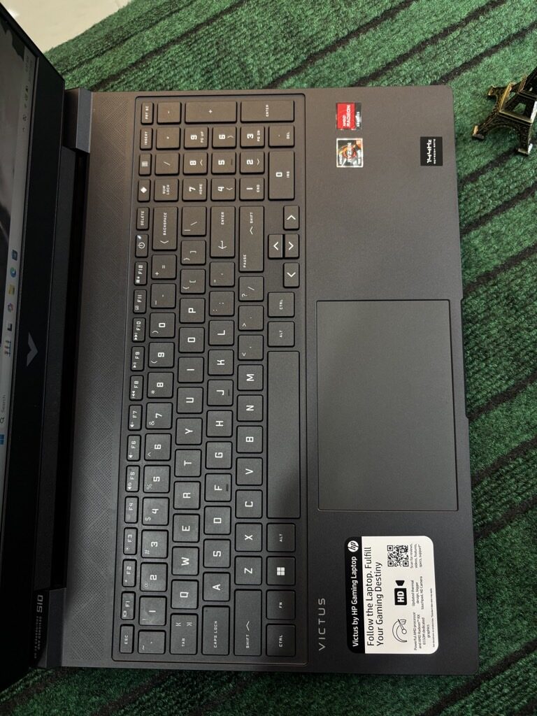 HP Victus